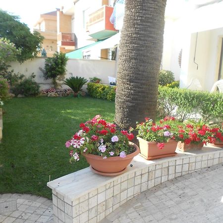 Hotel L'Approdo Anzio Luaran gambar
