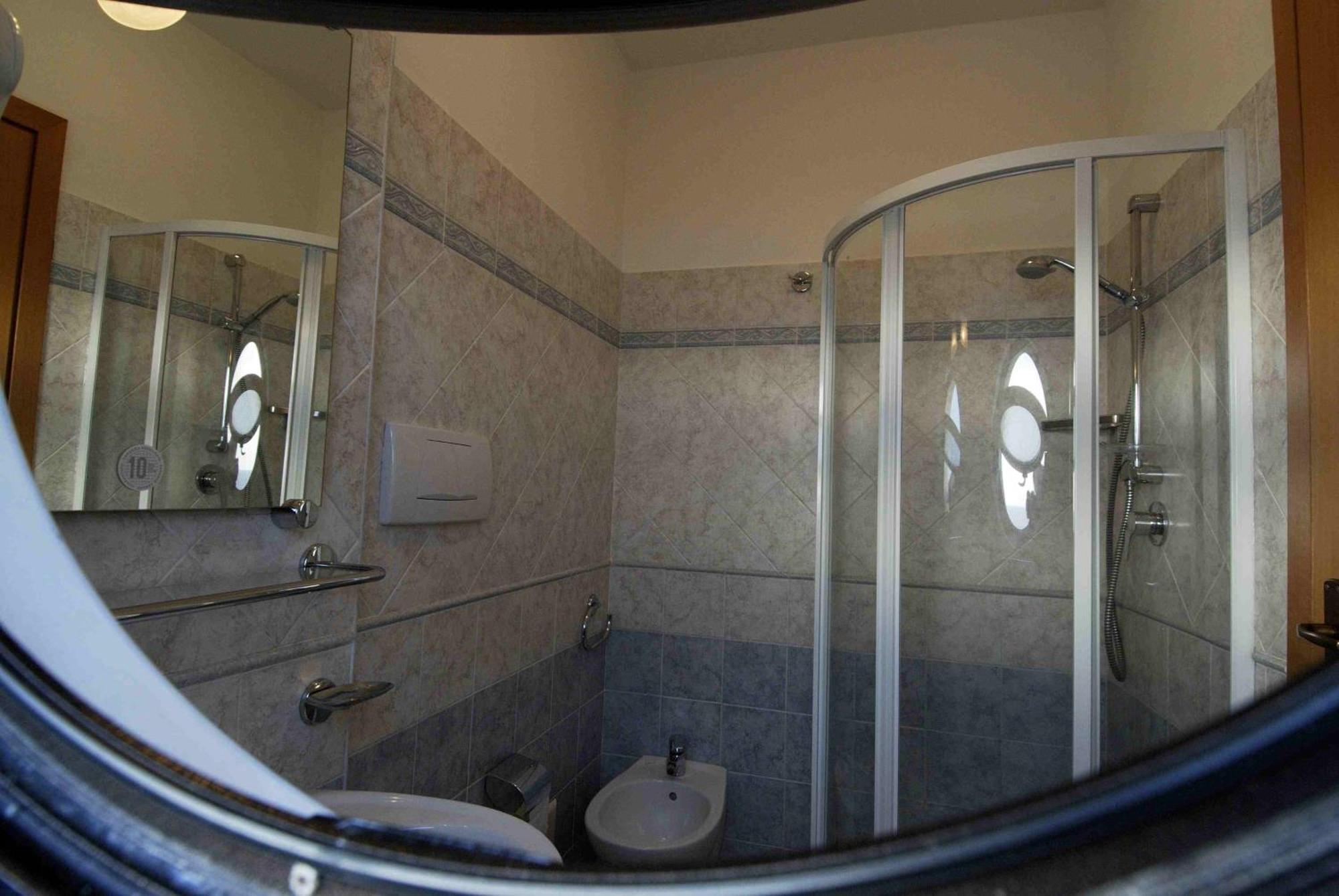 Hotel L'Approdo Anzio Luaran gambar